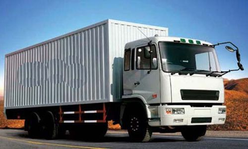 產(chǎn)品名稱：義烏搬家工具箱式貨車
產(chǎn)品型號(hào)：義烏搬家,義烏搬家公司,義烏搬家公司電話,義烏搬廠
產(chǎn)品規(guī)格：搬家服務(wù):住宅搬家,中小型搬家,箱貨/京杯搬家業(yè)務(wù),專業(yè)拆裝衣柜,家私組裝打包等.二. 搬遷服務(wù):辦公室搬遷,搬家,搬廠,寫字樓,卸貨柜,專業(yè)搬運(yùn)鋼琴等.三. 長(zhǎng)途搬運(yùn):義烏市區(qū)及省周邊地區(qū),只要您一個(gè)電話,我們幫您服務(wù)到家四. 搬廠服務(wù):專業(yè)搬廠,搬運(yùn)機(jī)器,大型儀器,吊裝,重型設(shè)備移位,上下樓地下室等; 五:起重吊裝,及其他搬家貨運(yùn)服務(wù).